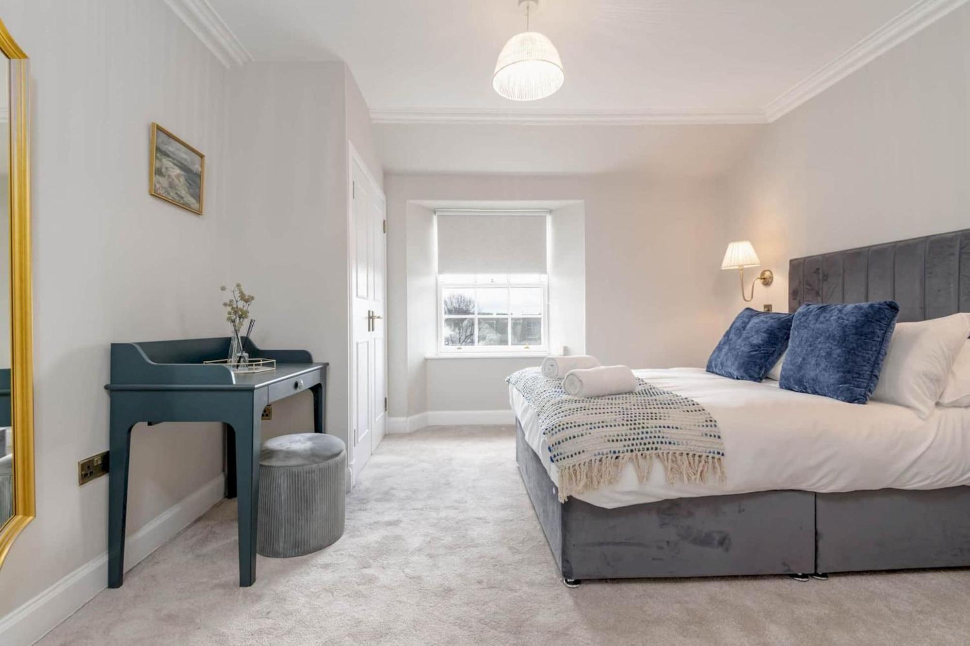 Skye Sands - Alexandra Penthouse No 11 *